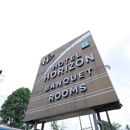 Hotel Horizon & Restaurant Surat Ngoại thất bức ảnh